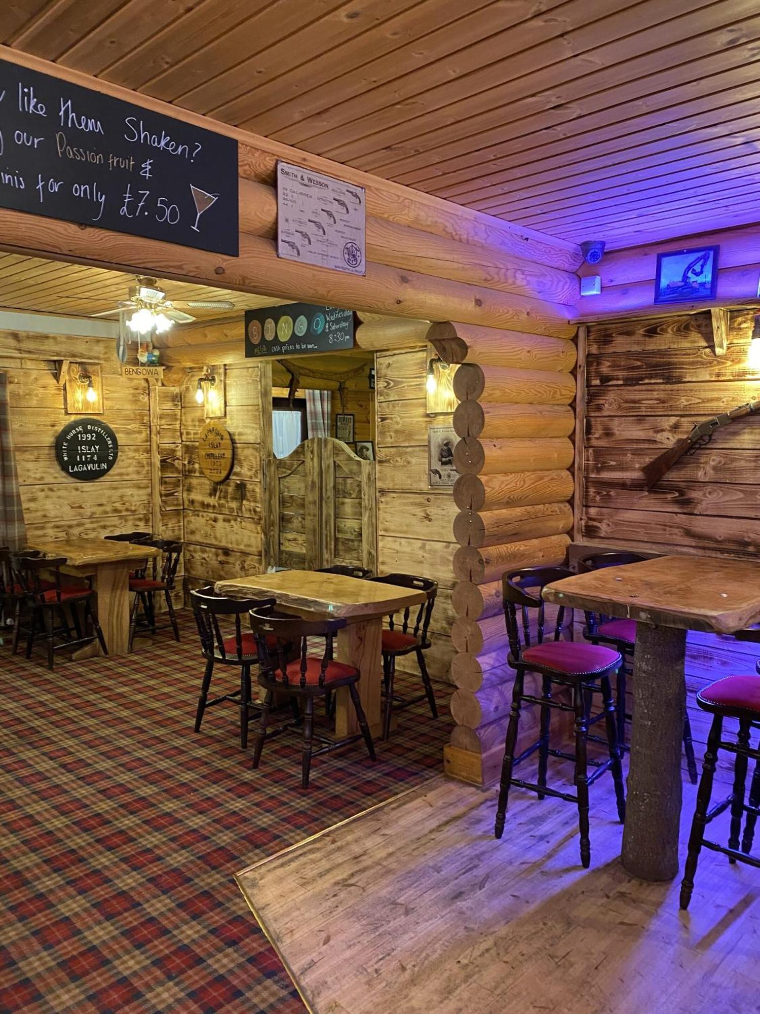Angie'S Haven, Superb 2 Bedroom Lodge With Hot Tub - Sleeps 6 - Felmoor Park 몰페스 외부 사진